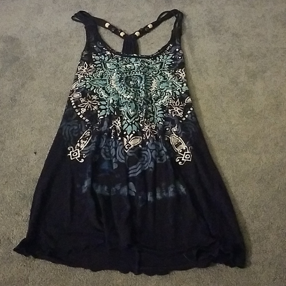 Flowy Tank